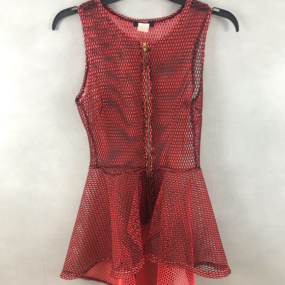 Blush Tops - Coral Thick Mesh High Low Top FREE BELT INCLUDED